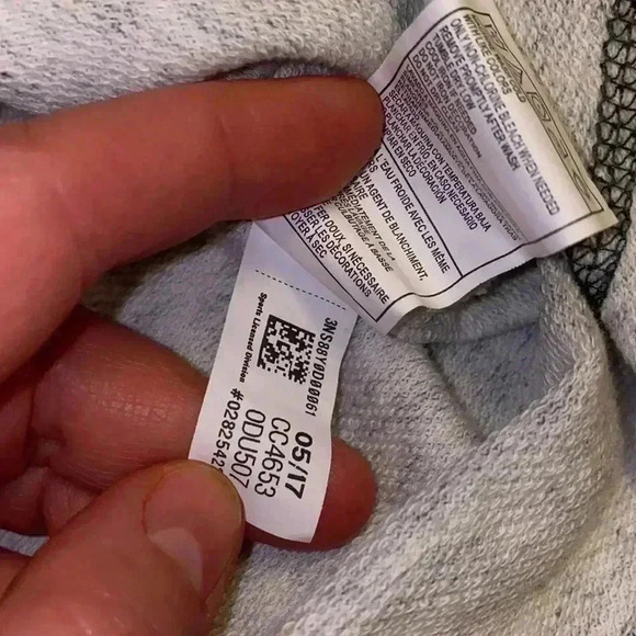 Vintage  Montreal Canadians long sleeve cotton sweater - perfect Vintage - Picture 4 of 9